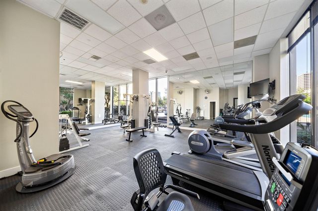5150 Hidalgo Street 1604, Houston, TX 77056