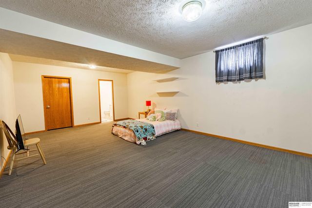 15210 Redwood Street, Omaha, NE 68138