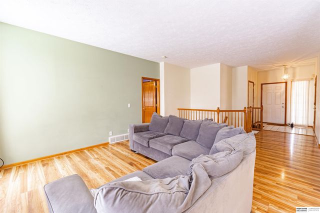 15210 Redwood Street, Omaha, NE 68138