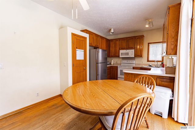 15210 Redwood Street, Omaha, NE 68138