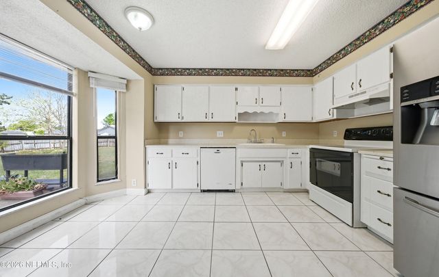 1722 FARM Way, Middleburg, FL 32068