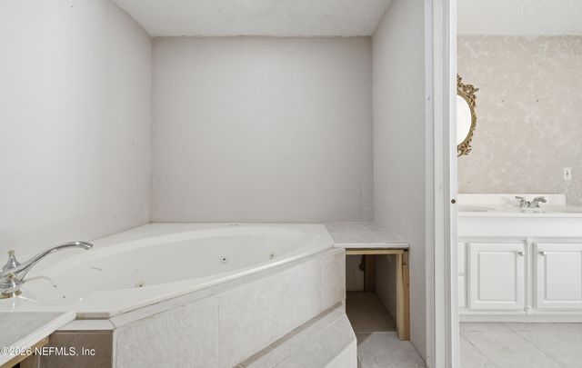 1722 FARM Way, Middleburg, FL 32068