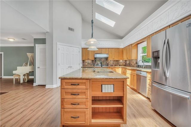 1010 Little River Way, Alpharetta, GA 30004