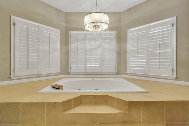 1010 Little River Way, Alpharetta, GA 30004