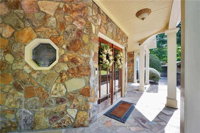 1010 Little River Way, Alpharetta, GA 30004