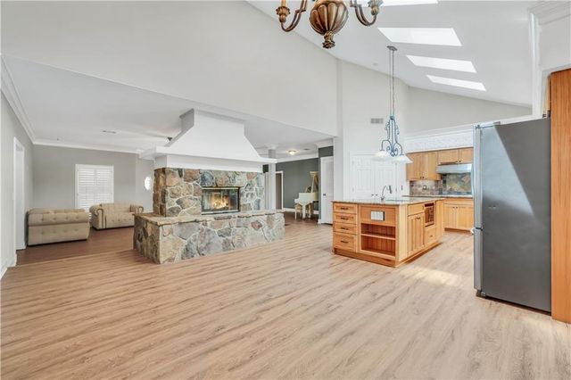 1010 Little River Way, Alpharetta, GA 30004