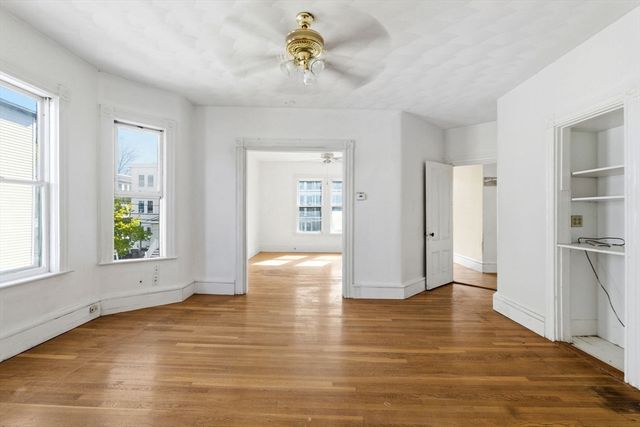 65 Derby St, Somerville, MA 02145