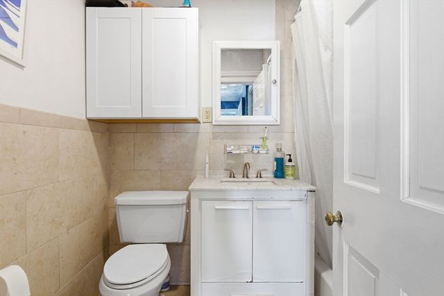 65 Derby St, Somerville, MA 02145