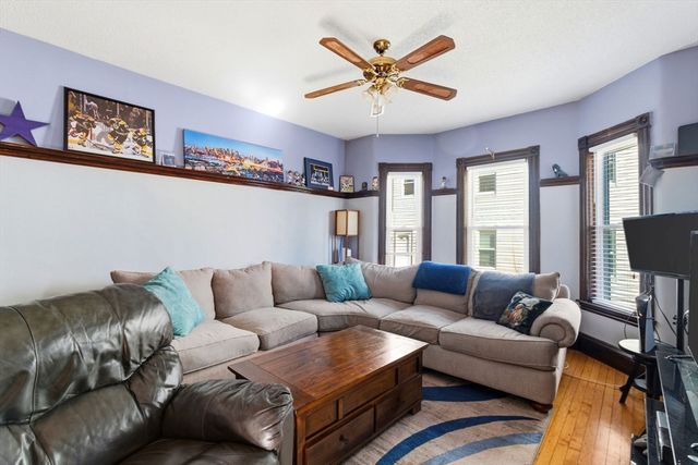 65 Derby St, Somerville, MA 02145