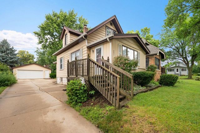 231 N 72nd STREET, Milwaukee, WI 53213
