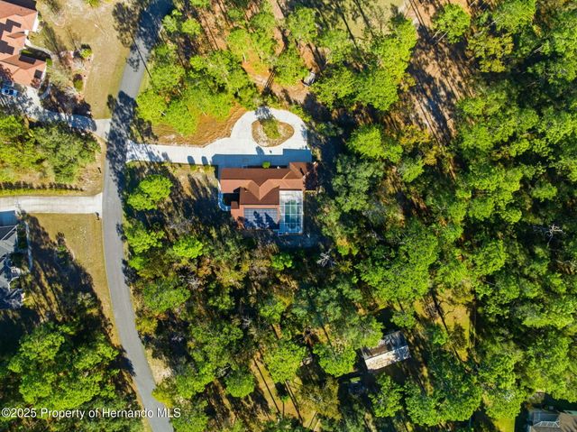 4930 W West Pinto Loop, Beverly Hills, FL 34465