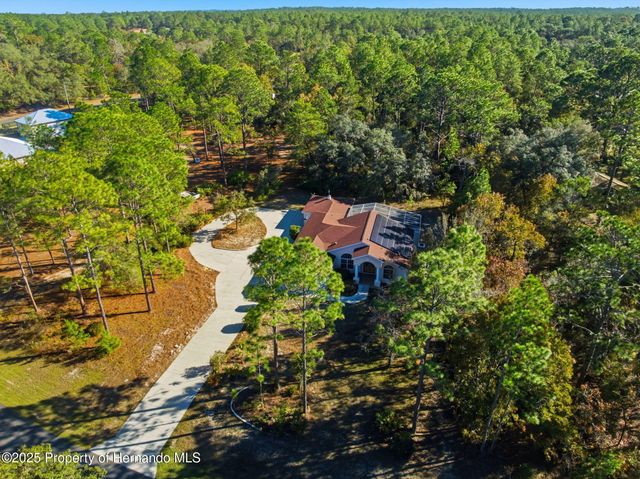 4930 W West Pinto Loop, Beverly Hills, FL 34465