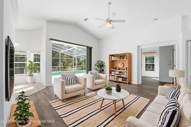 4930 W West Pinto Loop, Beverly Hills, FL 34465