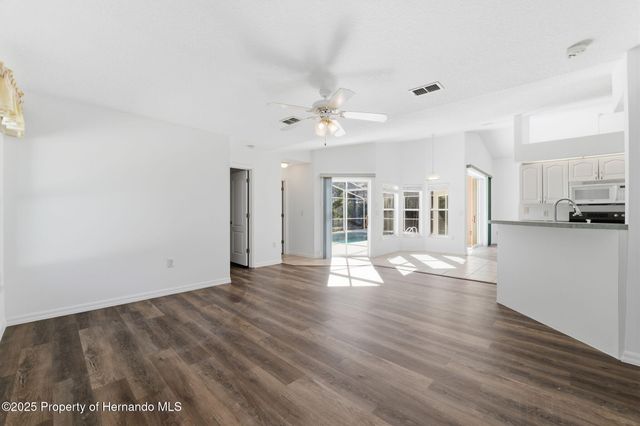 4930 W West Pinto Loop, Beverly Hills, FL 34465