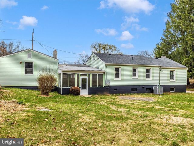 9732 GARIS SHOP RD, Hagerstown, MD 21740
