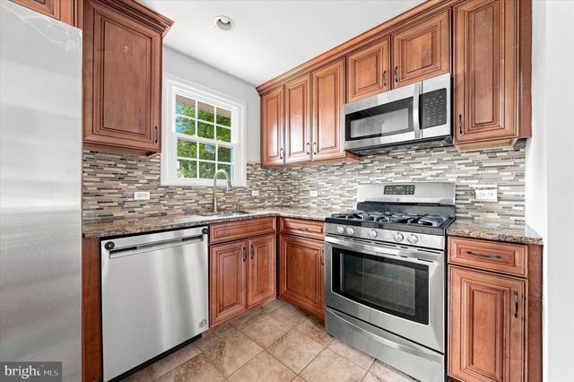1258 FAUN RD, Wilmington, DE 19803