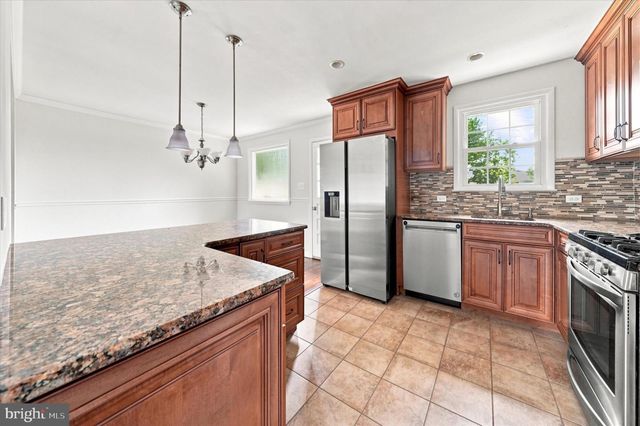 1258 FAUN RD, Wilmington, DE 19803
