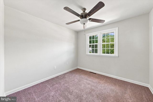 1258 FAUN RD, Wilmington, DE 19803