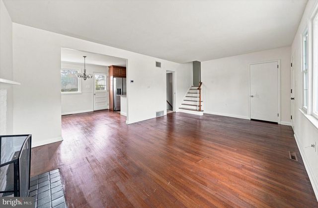 1258 FAUN RD, Wilmington, DE 19803