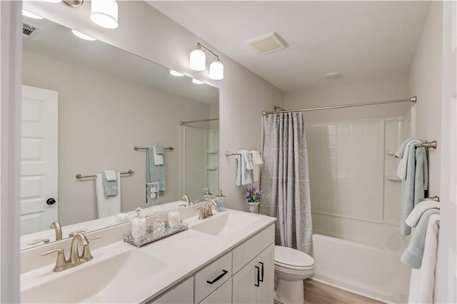 60 Table Rock Court, Hoschton, GA 30548