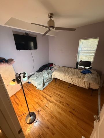 8134 S Vernon Avenue, Chicago, IL 60619