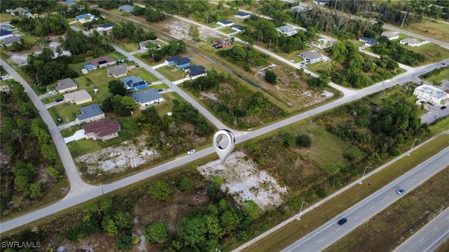 2906 Meadow RD, Lehigh Acres, FL 33974