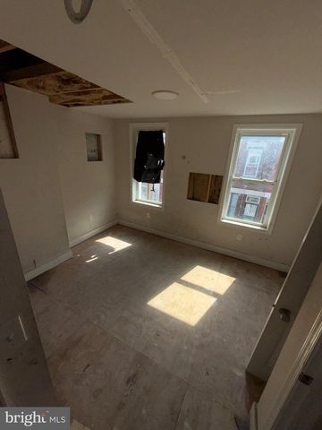 2322 N GRATZ ST, Philadelphia, PA 19132