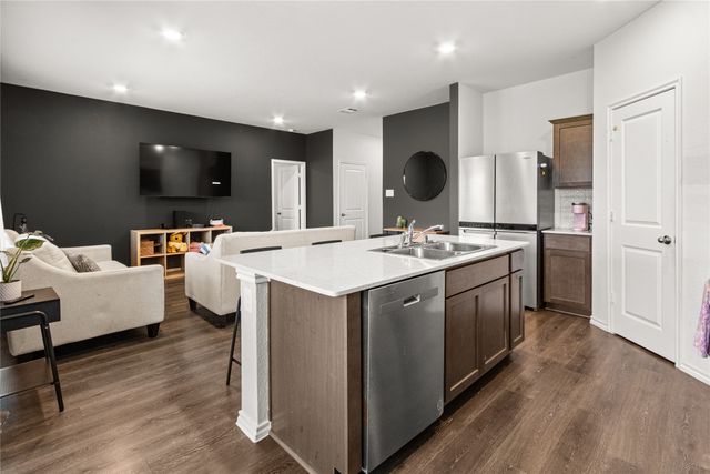 15141 Ace Drive, Dallas, TX 75253