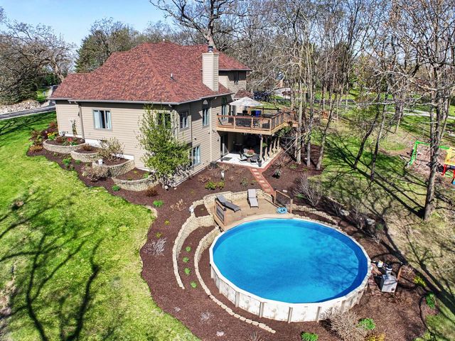 225 Ridge Line ROAD, Burlington, WI 53105