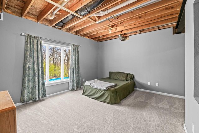 225 Ridge Line ROAD, Burlington, WI 53105