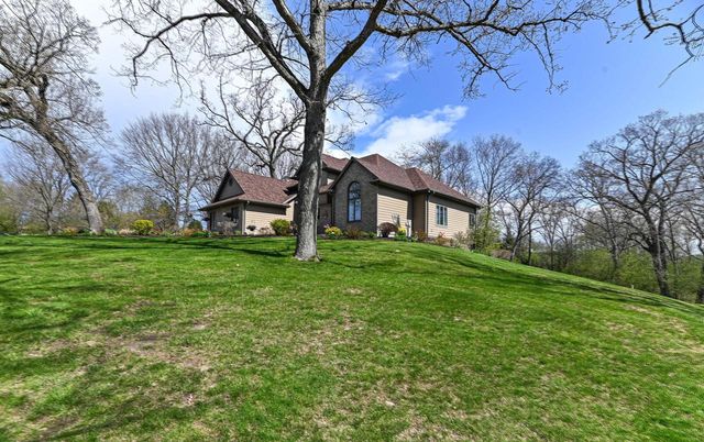 225 Ridge Line ROAD, Burlington, WI 53105