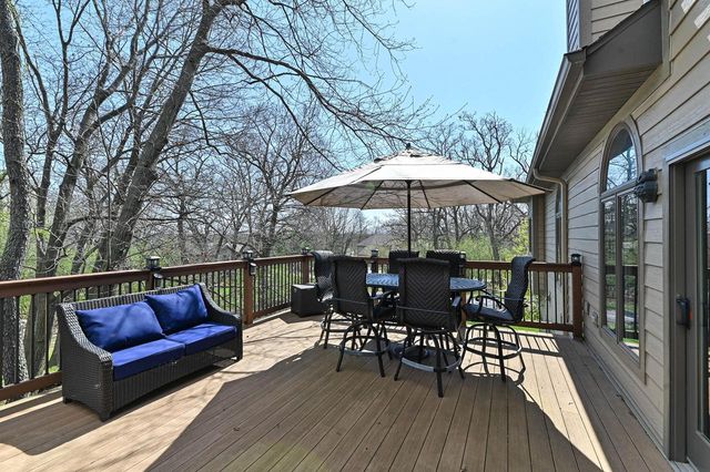 225 Ridge Line ROAD, Burlington, WI 53105