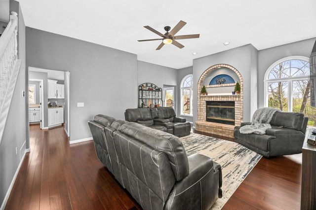 225 Ridge Line ROAD, Burlington, WI 53105