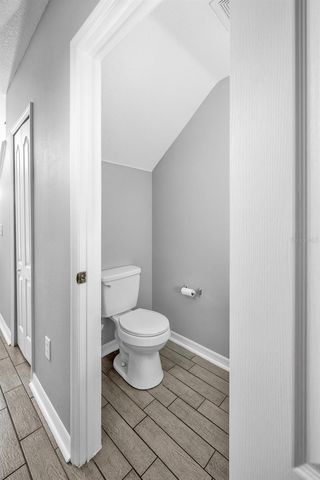 5842 FISHHAWK RIDGE DRIVE, Lithia, FL 33547