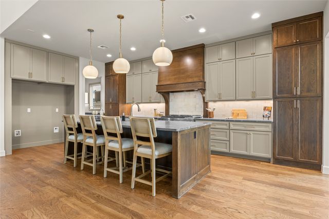 12229 S 65th Place E, Bixby, OK 74008