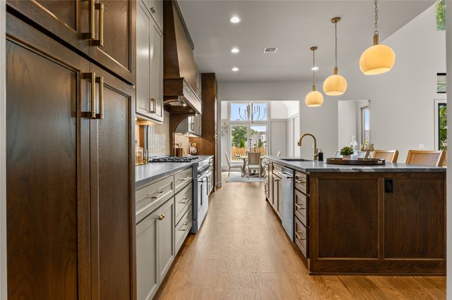 12229 S 65th Place E, Bixby, OK 74008