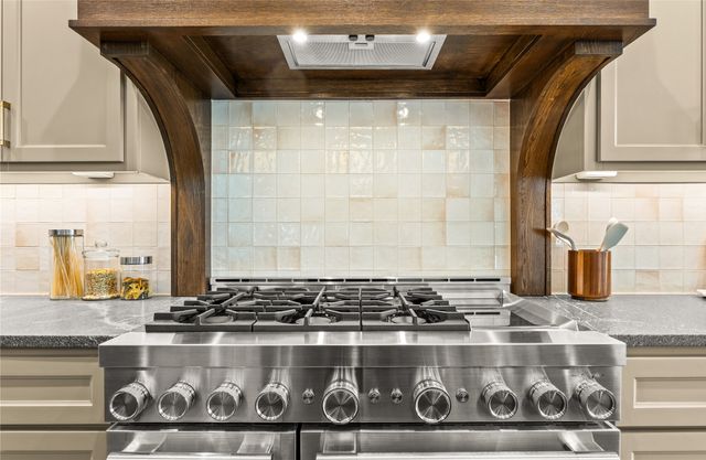 12229 S 65th Place E, Bixby, OK 74008