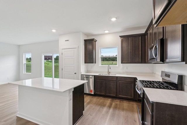 7101 Oakmont ROAD, Mount Pleasant, WI 53403