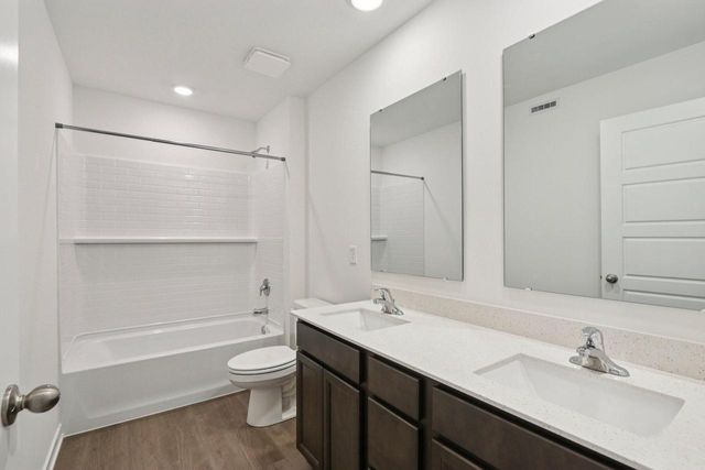 7101 Oakmont ROAD, Mount Pleasant, WI 53403