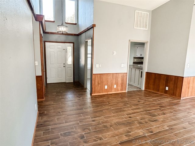 157 N Spinnaker Run, Stigler, OK 74462