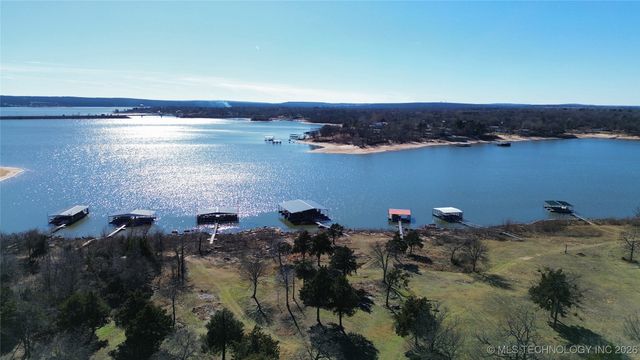 157 N Spinnaker Run, Stigler, OK 74462