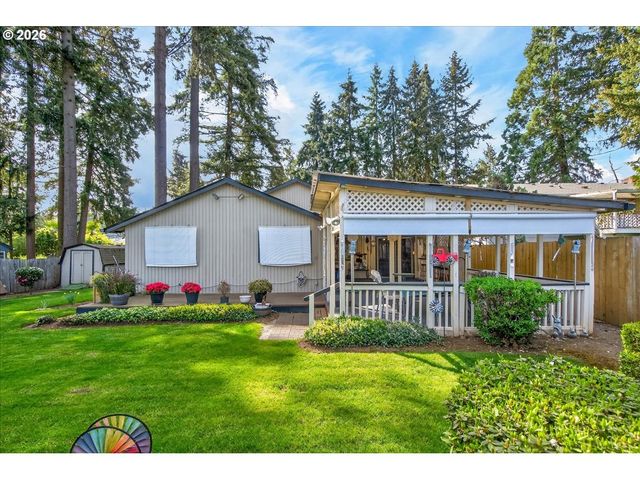 16033 Se RICKSHIRE Ln, Milwaukie, OR 97267