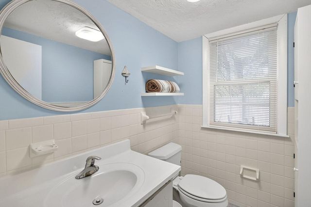 67 Inman Rd E, Dennis, MA 02639