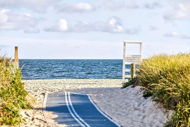 67 Inman Rd E, Dennis, MA 02639