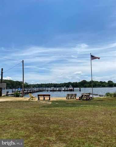 4938 RULLMAN RD, Shady Side, MD 20764