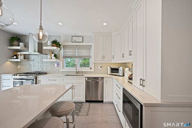 125 Joffre Avenue, Stamford, CT 06905