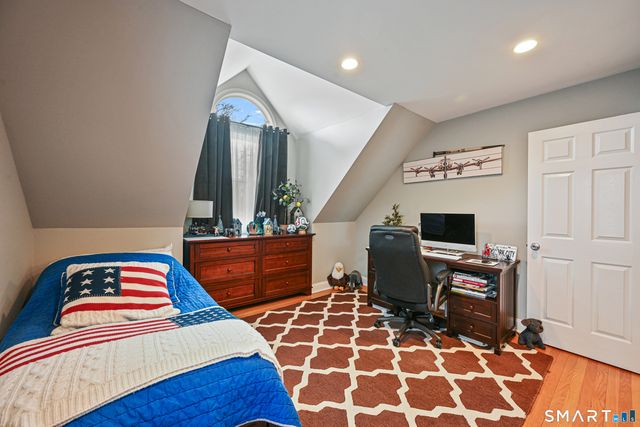 125 Joffre Avenue, Stamford, CT 06905