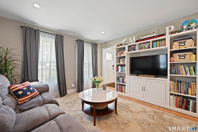 125 Joffre Avenue, Stamford, CT 06905