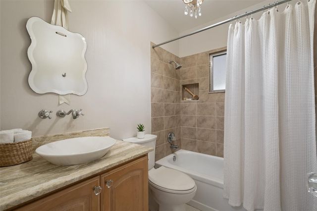 825 OAKDALE STREET, Windermere, FL 34786