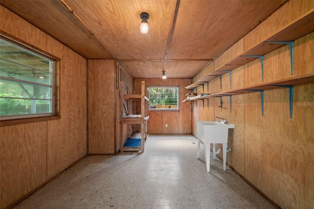 825 OAKDALE STREET, Windermere, FL 34786